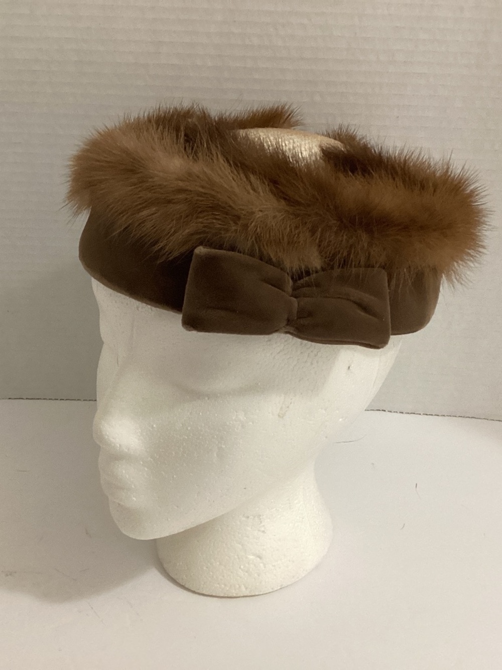 Vintage Mink Hat - label “An Original hat-nip by Danziger” - Beautiful Condition